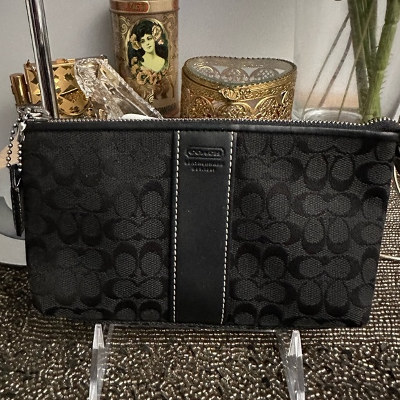 Vintage Coach leatherware pouch EUC - Picture 1 of 11